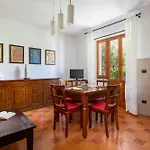 La Mimosa Garden - Parking Available 아파트