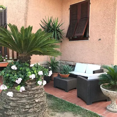 La Mimosa Garden - Parking Available Διαμέρισμα *